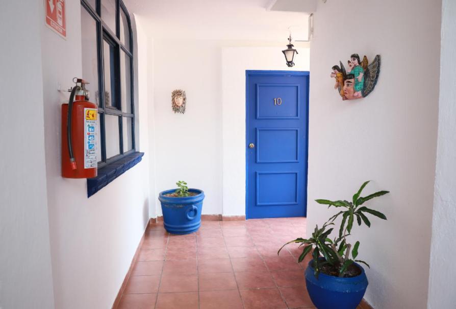 Hotel & Hostal Mayflower Puerto Escondido  Exterior photo